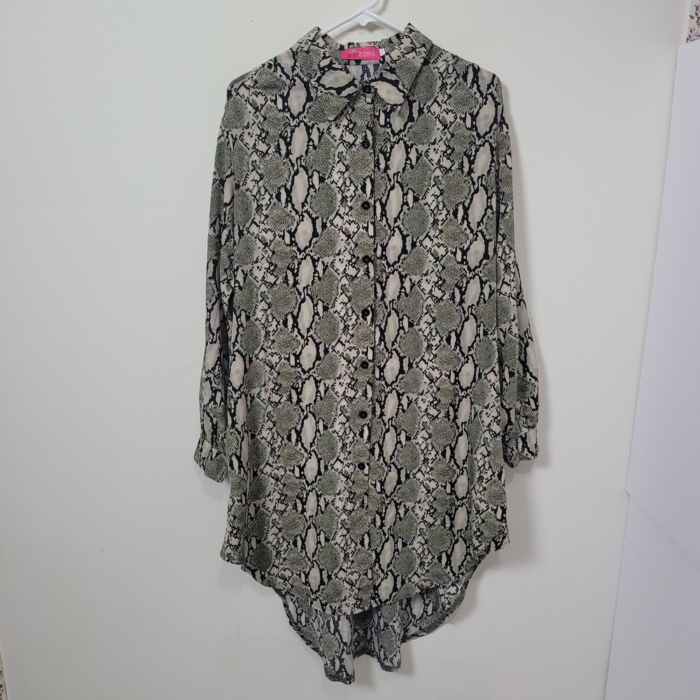 Zora‎ 58 Snakeskin Print Button Down Tunic Green High Low Long Sleeve Shirt